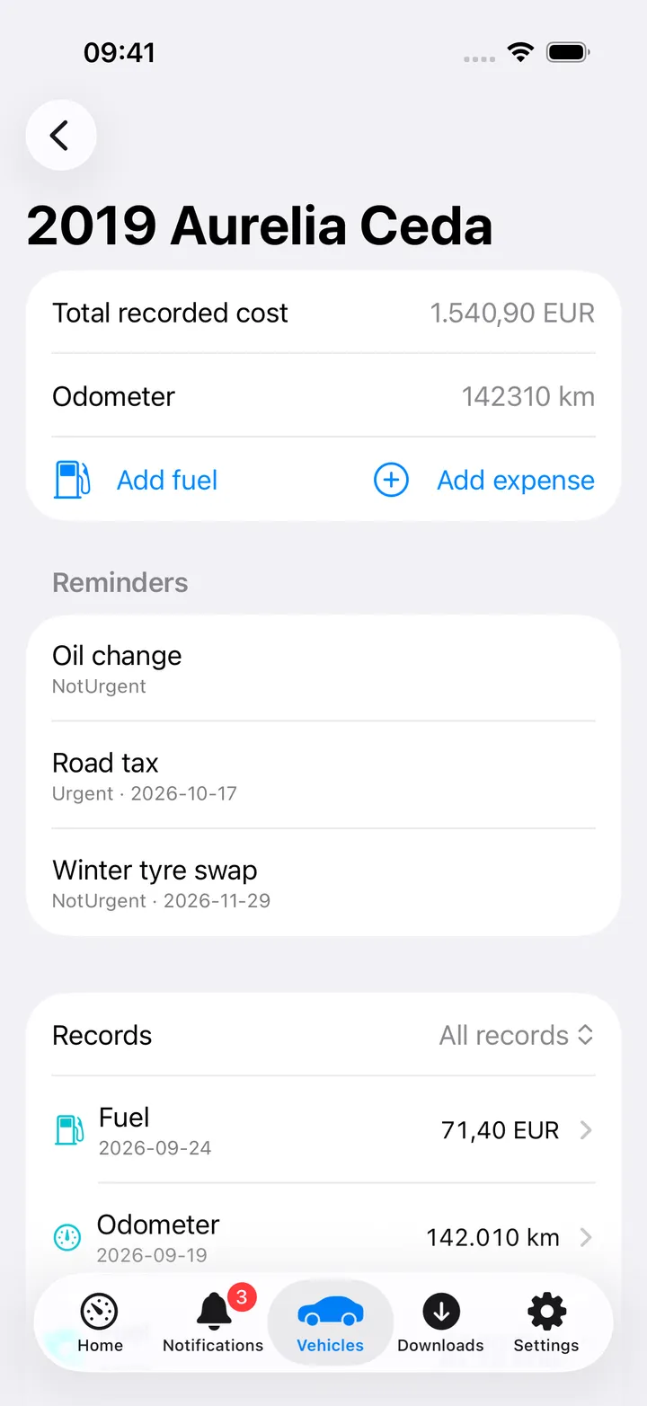 Vehicle detail with totals, odometer and a records picker