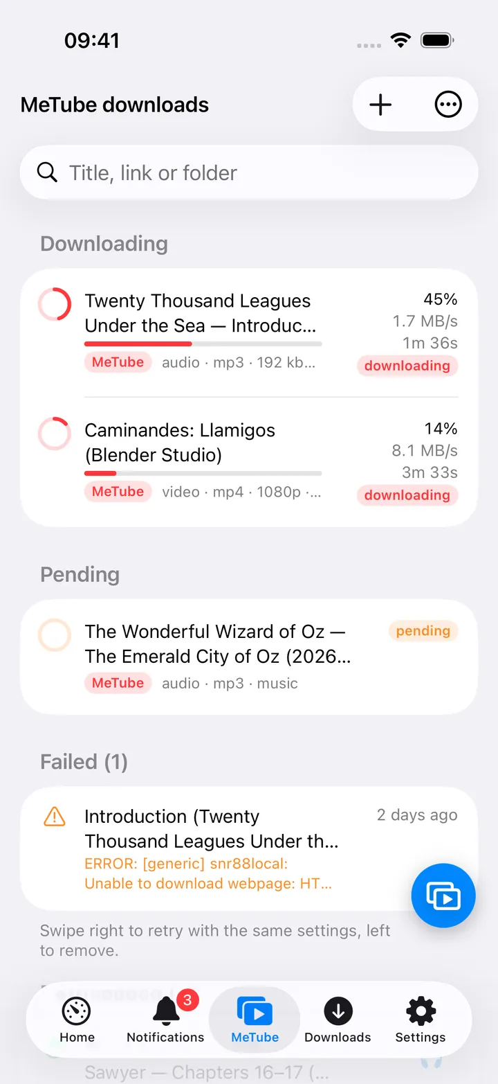 MeTube downloads screen with Downloading, Pending and Failed sections
